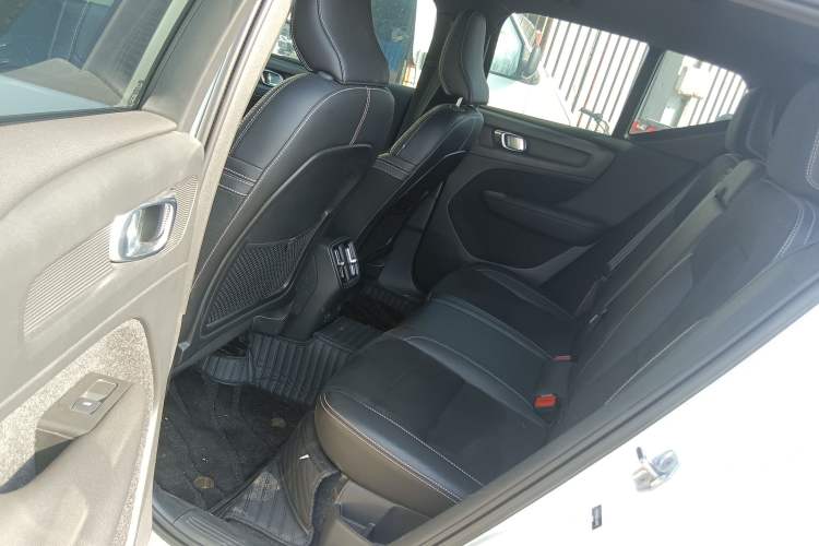 Used Volvo XC40 New Energy 2021 P8 Pure Electric All-Wheel Drive Smart Luxury Sport Edition