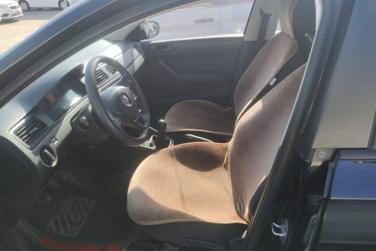 Used Volkswagen Santana 2018 1.5L Manual Fashion Edition
