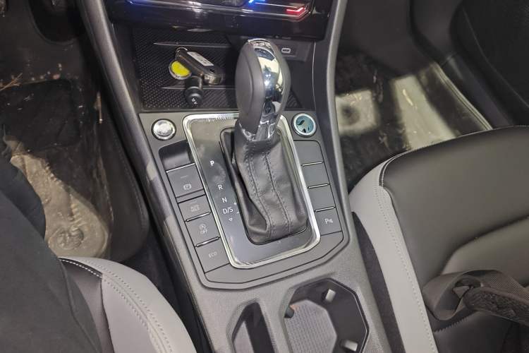 Used Volkswagen Bora 2024 300TSI DSG Prestige Edition
