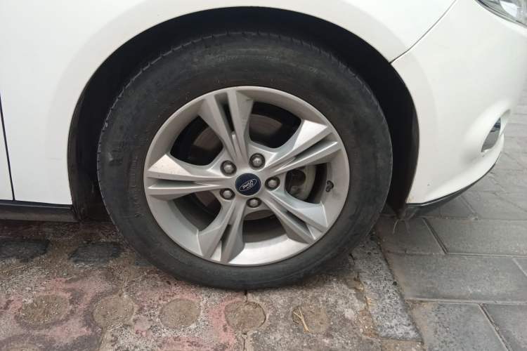 Used Ford Focus 2012 Hatchback 1.6L Automatic Fashion Edition