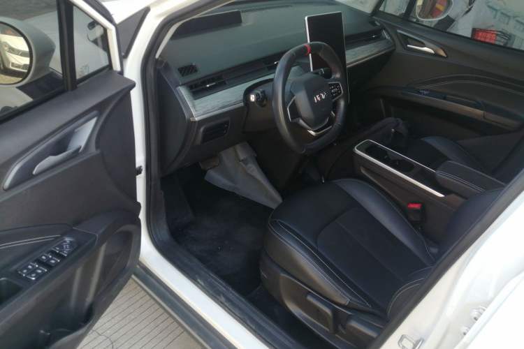 Used NETA V 2022 Chao 300 Lite Ternary Lithium