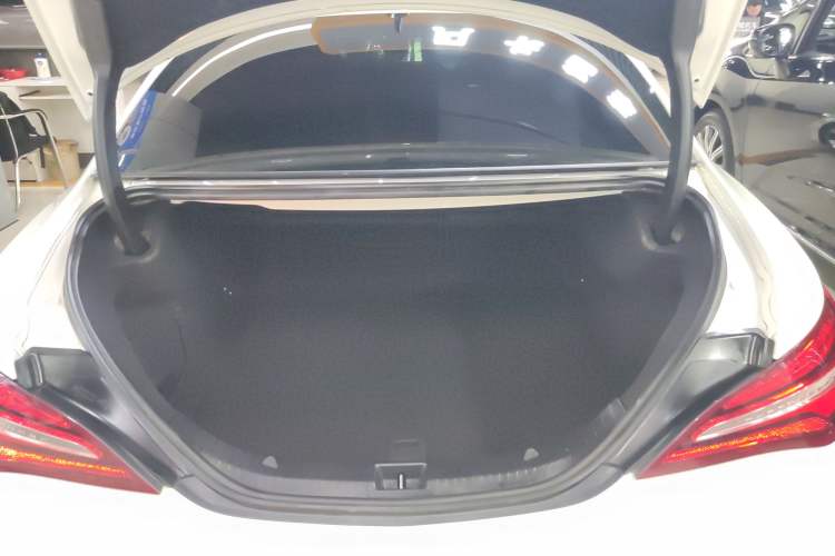 Used Mercedes-Benz CLA 2016 Facelifted CLA 200 Stylish Edition