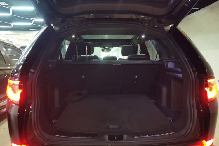 Used Land Rover Discovery Sport 2022 Revised Version 249 PS R-Dynamic S Performance Edition 5 Seats