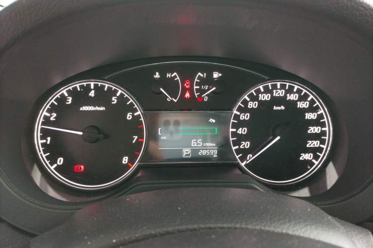 Used Nissan Tiida 2024 1.6L CVT Cool Dynamic Edition