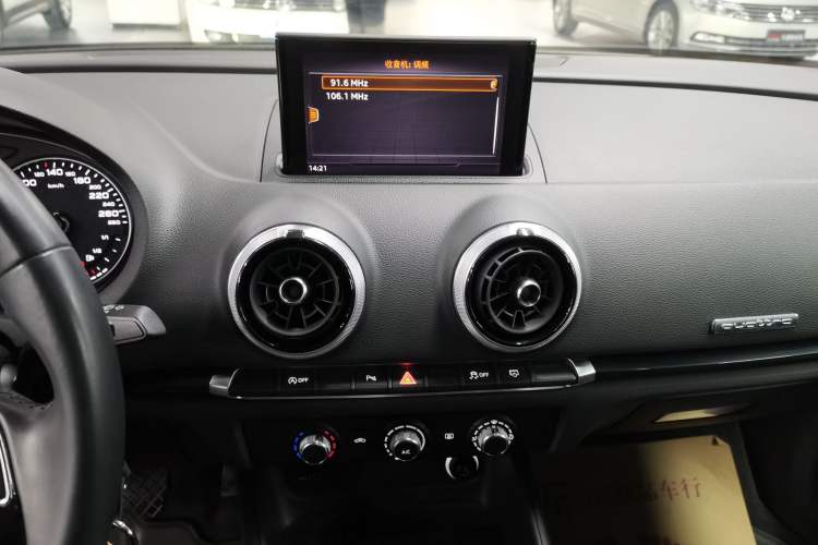 Used Audi A3 2020 Limousine 35 TFSI Fashion Edition China VI Emission Standard
