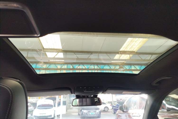 Used Mercedes-Benz GLC 2019 GLC 260 L 4MATIC Luxury Model