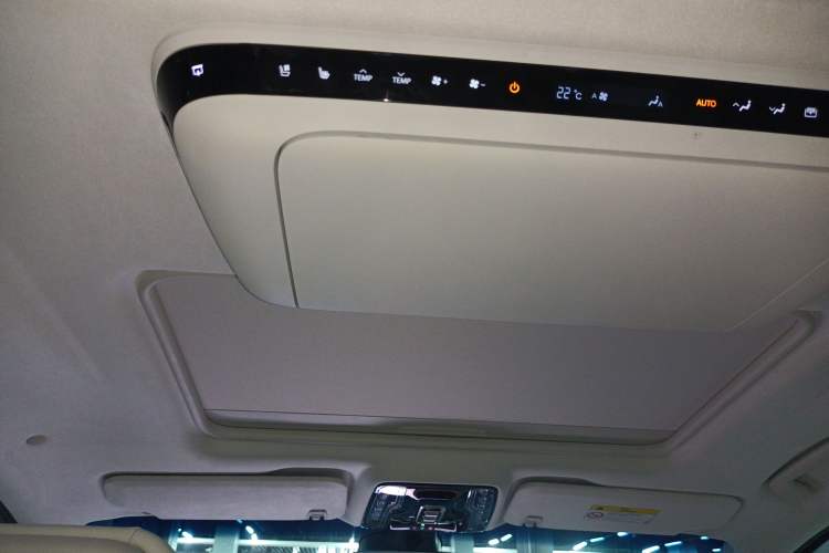 Used Buick GL8 New Energy 2024 Lu Zun Luxury Edition 6-Seater
