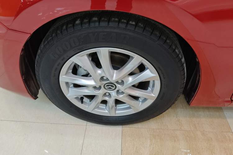 Used Mazda Mazda 3 Axela 2017 Hatchback 1.5L Automatic Luxury Model Emission Standard China V