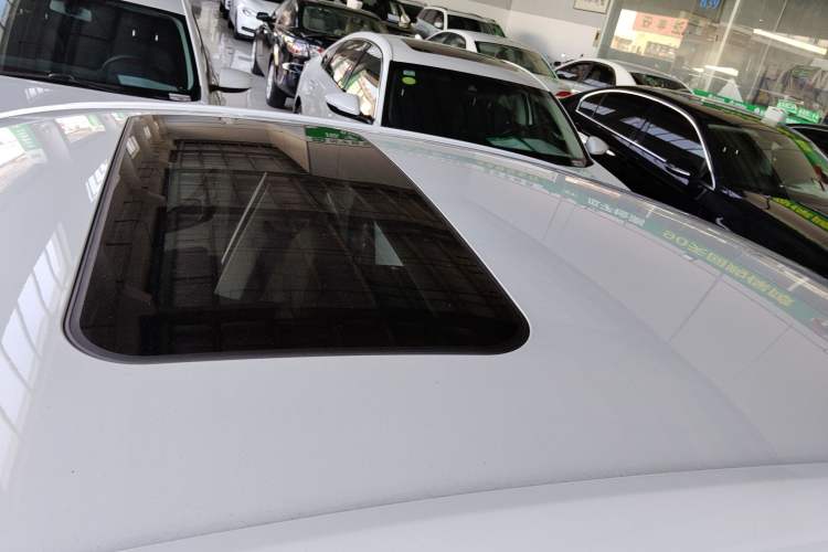 Used Roewe i5 2023 1.5L CVT Luxury Edition
