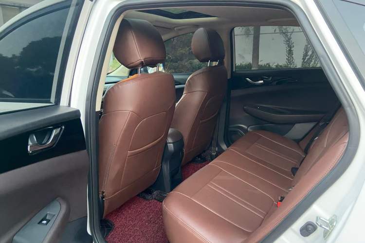 Used Changan Eado DT 2019 1.6L Manual Comfort Model China VI Standard