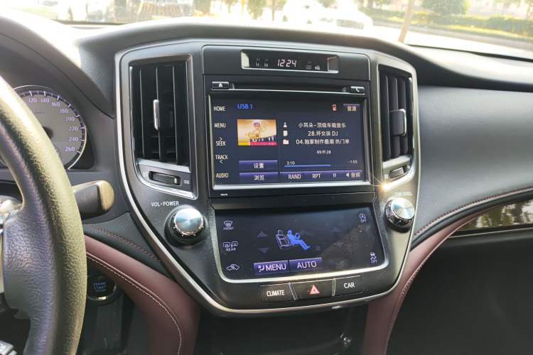 Used Toyota Crown 2017 2.0T Sport Edition
