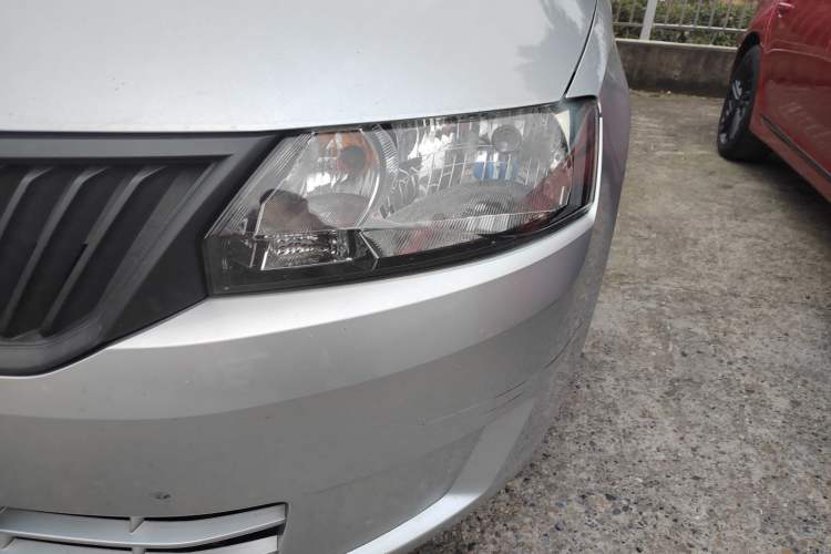 TDK.VehicleDetails.img