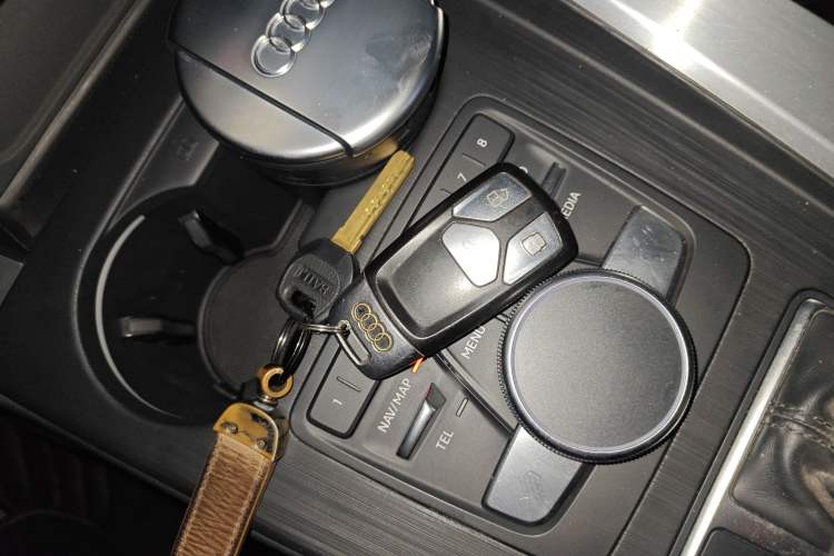 Used Audi A4L 2017 Plus 40 TFSI Sport Model
