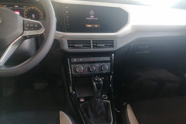 Used Volkswagen Tacqua 2023 200TSI DSG Joy-Connect Edition