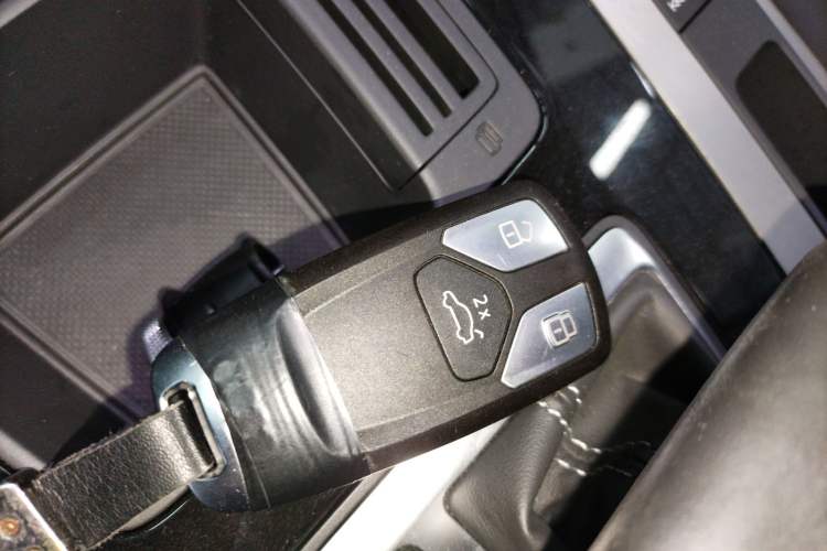 Used Audi Q5L 2022 40T Fashionable and Dynamic Model