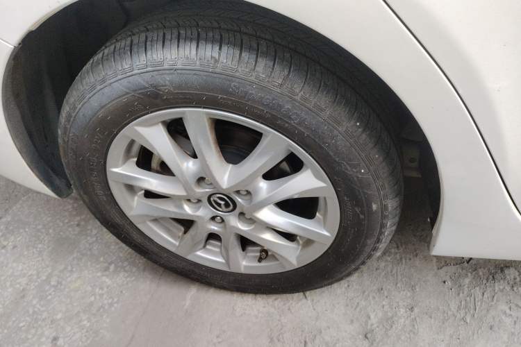 Used Mazda Mazda 3 Axela 2019 Cloud-Controlled Sedan 1.5L Automatic Luxury Model China VI Standard