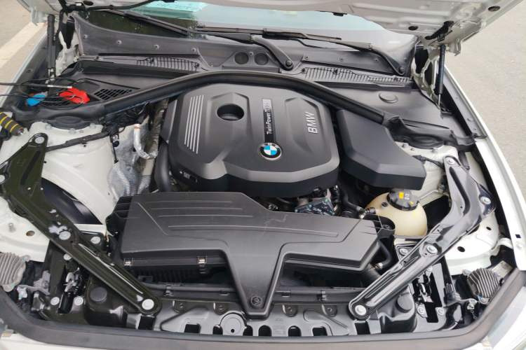 Used BMW 2 Series 2018 220i Convertible Coupe Sports Design Package
