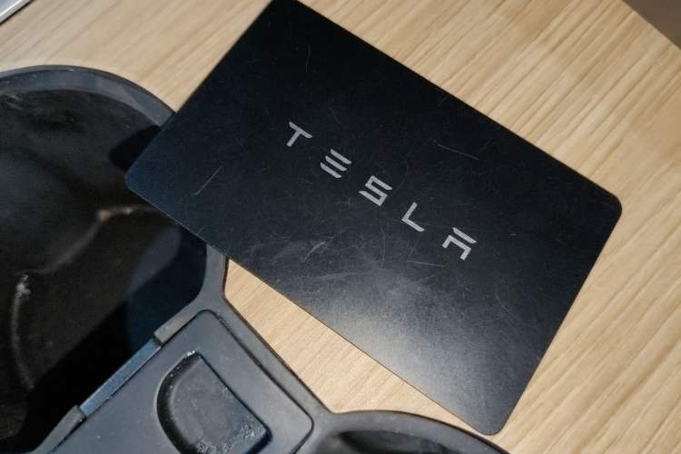 Used Tesla Model Y 2021 Long-Range All-Wheel-Drive Version 3D7