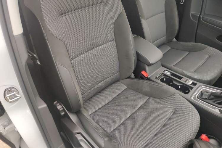 Used Volkswagen Golf 2020 280TSI DSG Comfort Version
