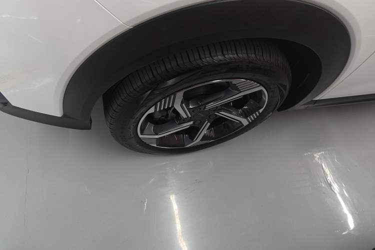 Used Lynk & Co 06 2023 Remix 1.5T JinPro
