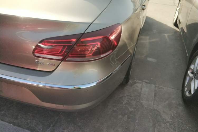 Used Volkswagen FAW-Volkswagen CC 2015 1.8TSI Prestige Model
