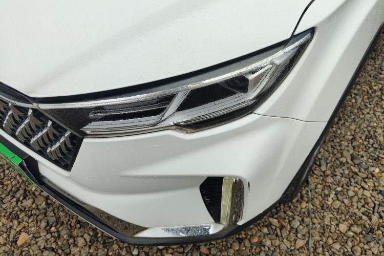 Used Bestune T33 2019 1.6L Manual Luxury Model China VI Standard
