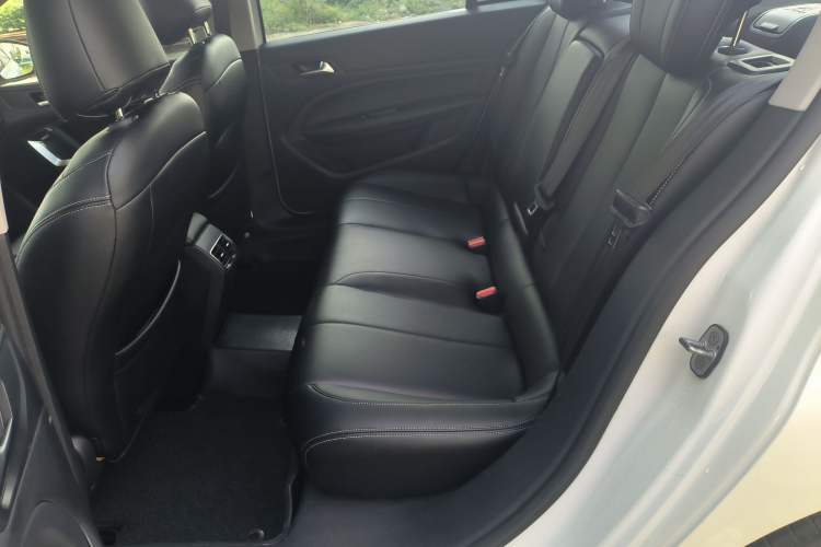 Used Peugeot 408 2016 1.6T Automatic Luxury Edition
