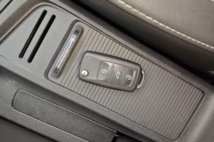 Used Volkswagen Gran Lavida 2017 230TSI DSG Comfort Edition