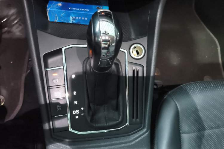 Used Volkswagen Lavida 2022 1.5L Automatic Comfort Edition
