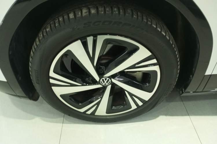 Used Volkswagen ID.6 CROZZ 2022 Long-Range PRO Edition