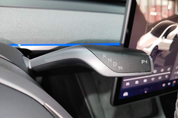 Used Tesla Model Y 2024 Rear-Wheel-Drive Version