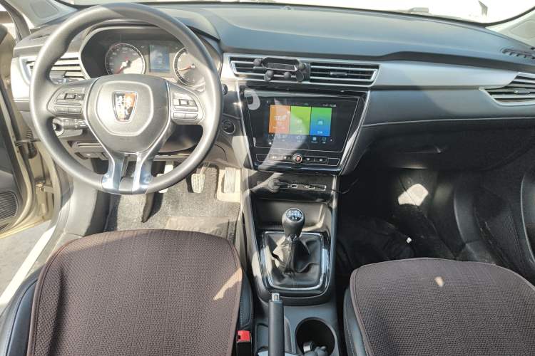 Used Roewe i5 2019 1.5L Manual 4G Connect Leehao Flagship Edition
