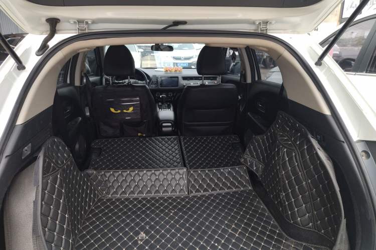 Used Honda Vezel 2020 1.5L CVT Pioneer Edition