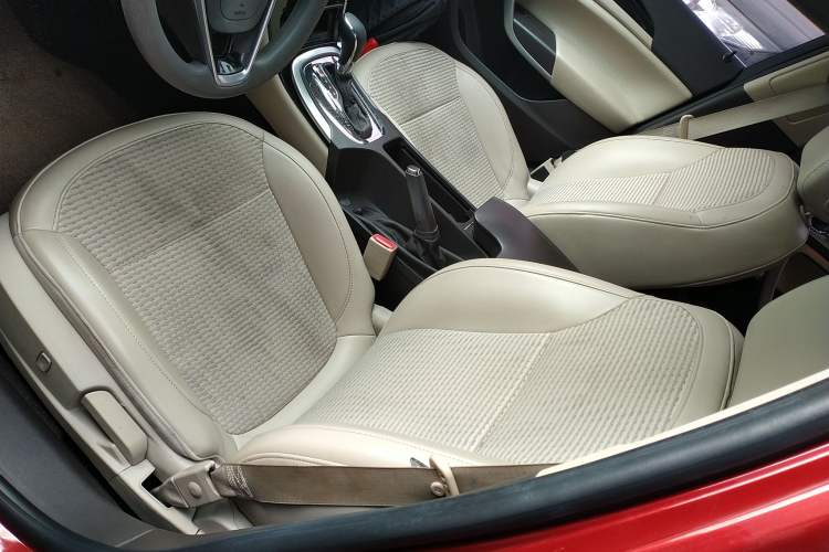 Used Buick Regal 2015 2.0L Leading Fashion Edition
