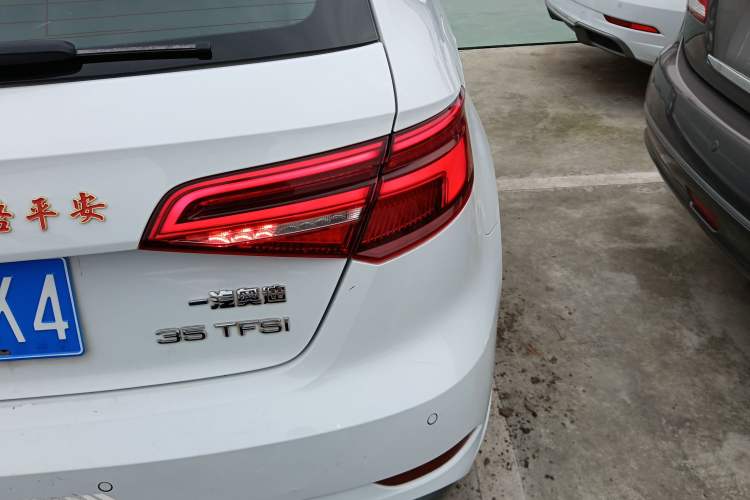 Used Audi A3 2020 Sportback 35 TFSI Fashion Edition China VI Emission Standard
