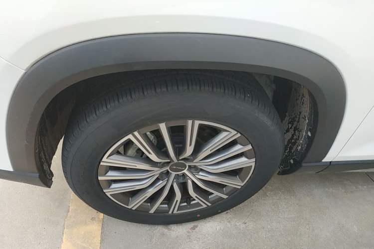 Used JETOUR X90 PLUS 2023 1.6TD DCT Villa 7-Seater
