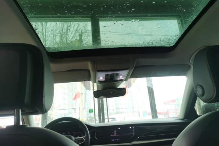 Used Volkswagen Passat 2023 330TSI Starry Luxury Edition
