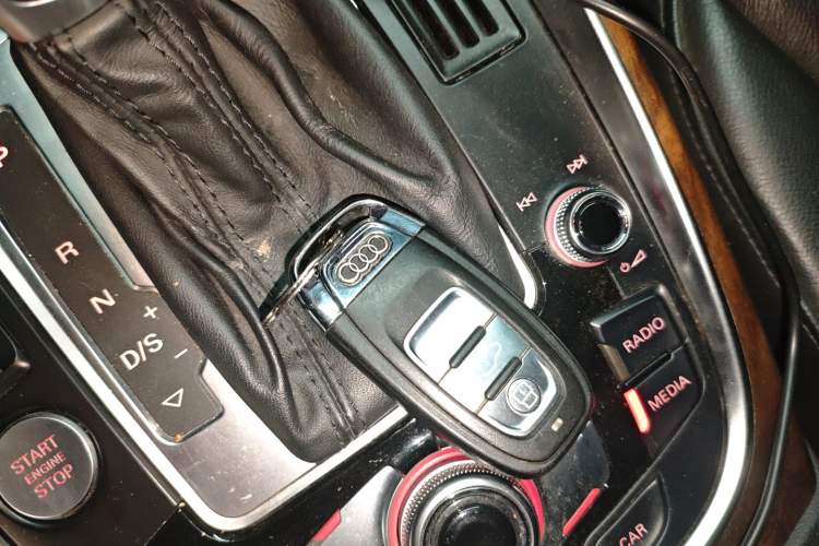 Used Audi Q5 2015 40 TFSI Comfort Model
