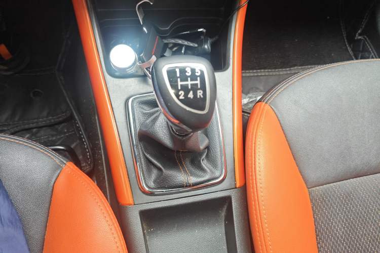 Used BAIC Senova X25 2015 1.5L manual Comfort trim level
