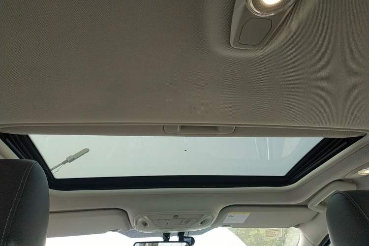 Used Ford Focus 2012 Hatchback 1.6L Automatic Fashion Edition