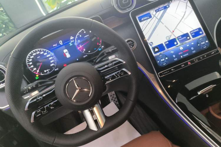 Used Mercedes-Benz GLC 2025 Facelift GLC 260 L 4MATIC Luxury Edition
