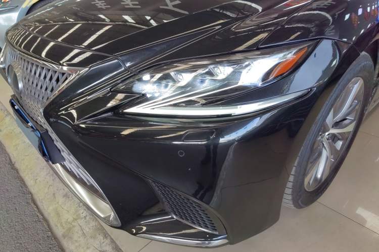 Used Lexus LS 2020 500h Excellence Edition China VI standard