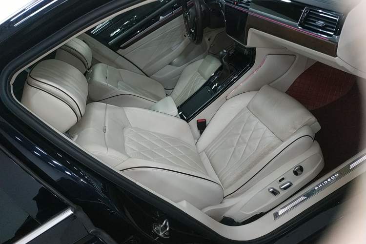 Used Volkswagen Phideon 2021 380TSI Prestige Edition
