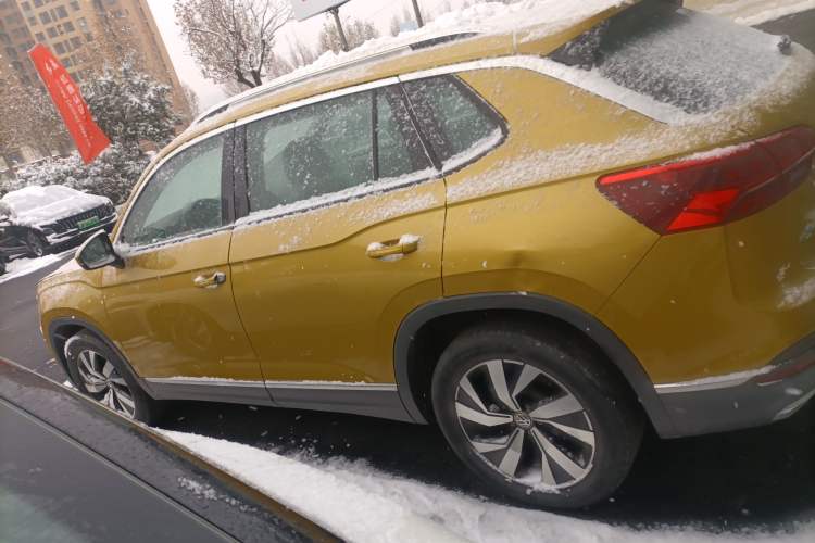 Used Volkswagen Tayron 2019 330TSI Two-Wheel-Drive Luxury Version China V Emission Standard
