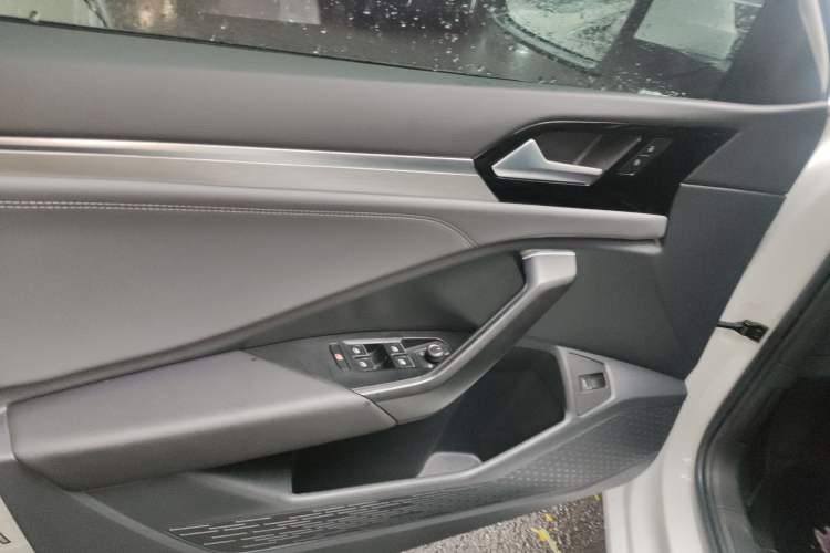 Used Volkswagen Sagitar 2021 200TSI DSG Excellence Edition
