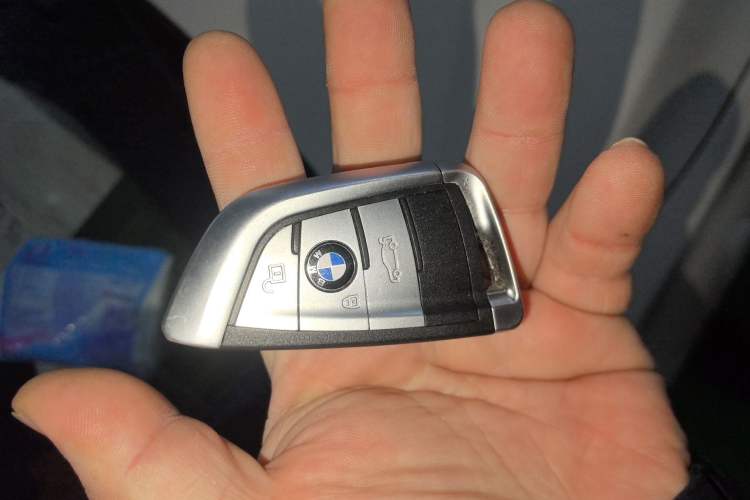 TDK.VehicleDetails.img