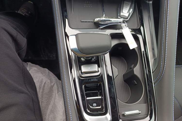 Used Geely Auto Preface 
