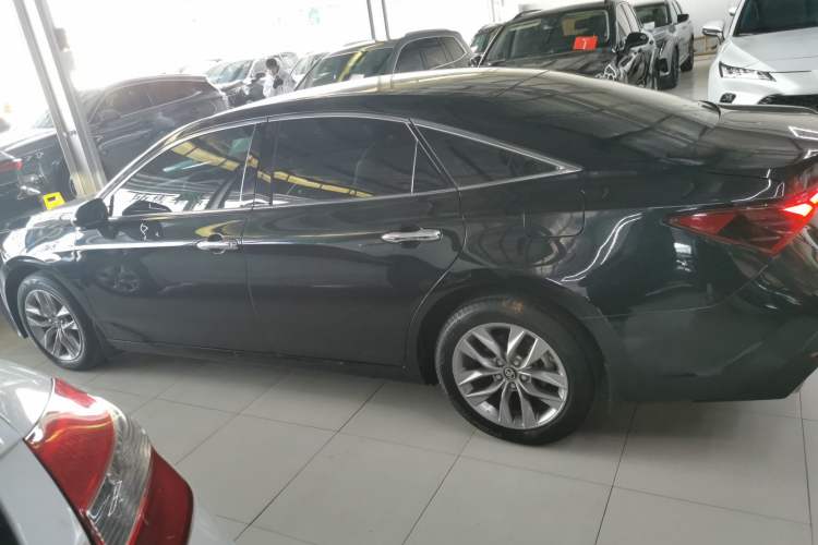 Used Toyota Avalon 2019 2.0L Luxury Edition China VI Standard
