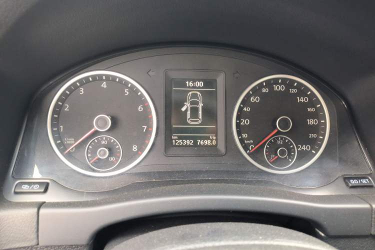 Used Volkswagen Tiguan 2017 300TSI Automatic Two-Wheel Drive Silk Road Comfort Edition
