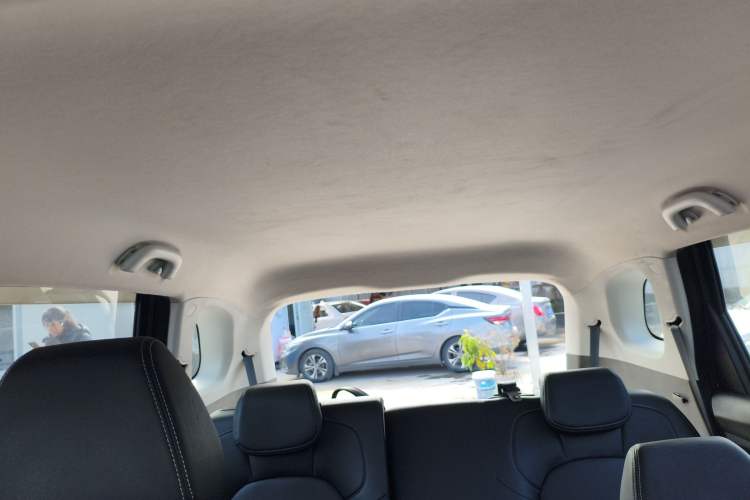 Used Baojun 530 2020 1.5T CVT Luxury Connected Version 7 Seats
